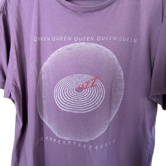 DAYDREAMER Queen Jazz Boyfriend Tee Shirt - Picture 5 of 10